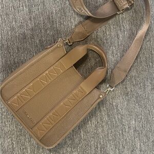 Marc Jacobs Small Tan Tote Bag Purse Crossbody EUC